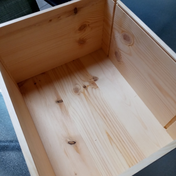 ⭐SOLD⭐Vintage Avignonesi wooden  wine crate - Picture 7 of 16